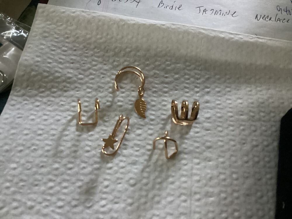 4274 NWOP Vintage Gold 5 Pc Ear Cuff Set Clip Fake Cartilage Ear Cuff Jewelry
